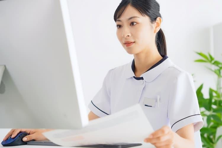 診療情報管理士への転職-強みをバネに専門職へステップアップ